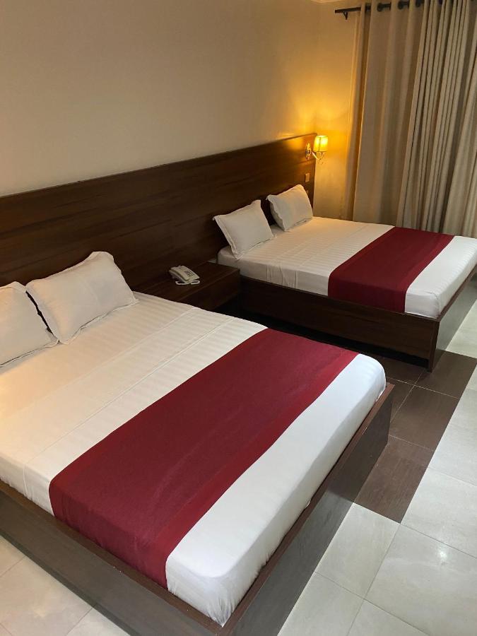 Posh Hotel And Suites Victoria Island Lagos Eksteriør billede