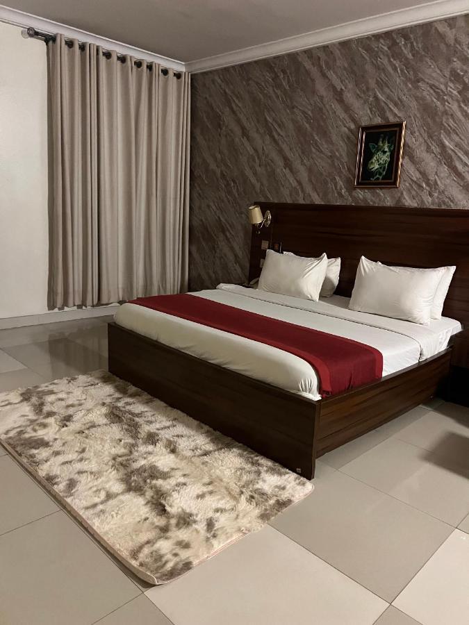 Posh Hotel And Suites Victoria Island Lagos Eksteriør billede